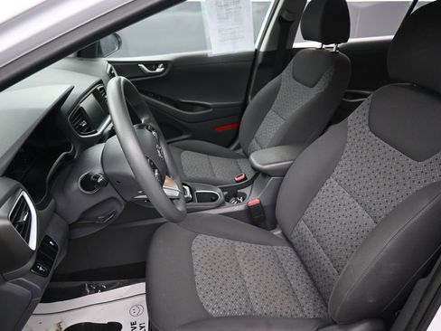 Used 2018 Hyundai Ioniq Blue image 22
