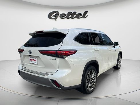 Used 2021 Toyota Highlander Platinum AWD/4WD image 5
