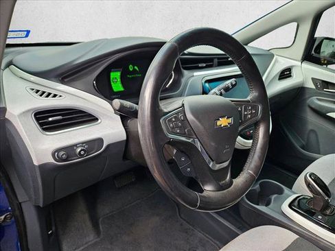Used 2017 Chevrolet Bolt LT image 8