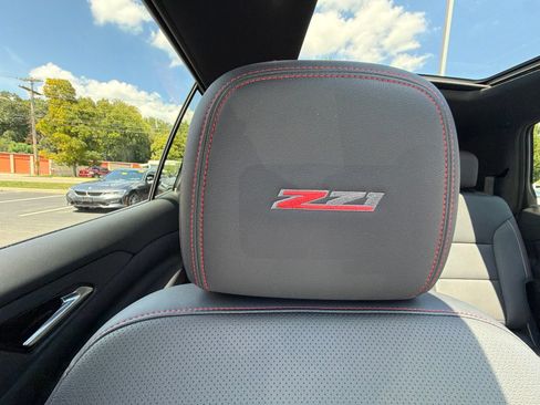 Used 2024 Chevrolet Traverse Z71 w/ LPO, Floor Liner Package AWD/4WD image 31