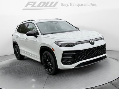 New 2025 Volkswagen Tiguan SE R-Line