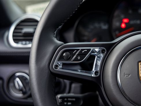 Certified 2025 Porsche 718 Boxster GTS image 31