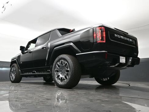 Used 2025 GMC Hummer EV 3X AWD/4WD image 25