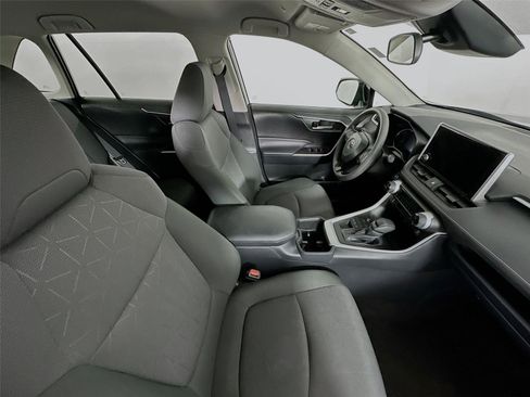 Certified 2025 Toyota RAV4 XLE image 25