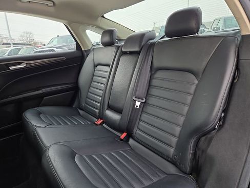 Used 2017 Ford Fusion Energi SE image 13