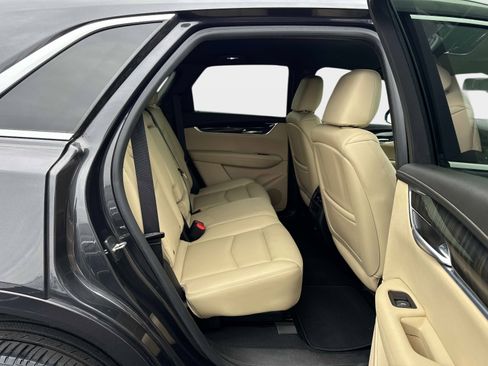 Used 2017 Cadillac XT5 FWD w/ LPO, Wheel Lock Package image 15