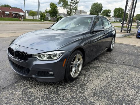 Used 2018 BMW 340i xDrive Sedan AWD/4WD image 4