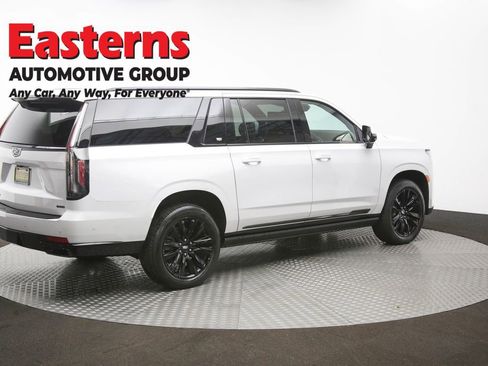 Used 2022 Cadillac Escalade ESV Sport w/ Touring Package image 50