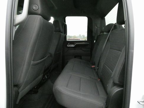 Used 2024 GMC Sierra 2500 SLE w/ SLE Convenience Package image 34