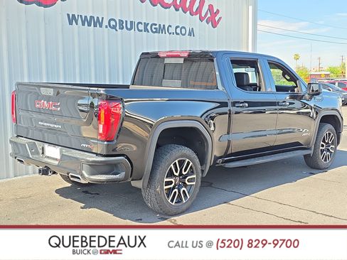 Used 2022 GMC Sierra 1500 AT4 w/ AT4 Premium Package AWD/4WD image 8