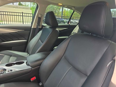 Used 2023 INFINITI Q50 Luxe w/ Cargo Package RWD image 17
