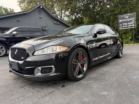 Used 2014 Jaguar XJ R LWB RWD image 1