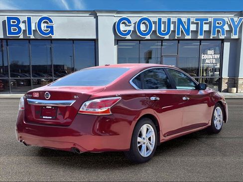 Used 2014 Nissan Altima 2.5 SV image 4