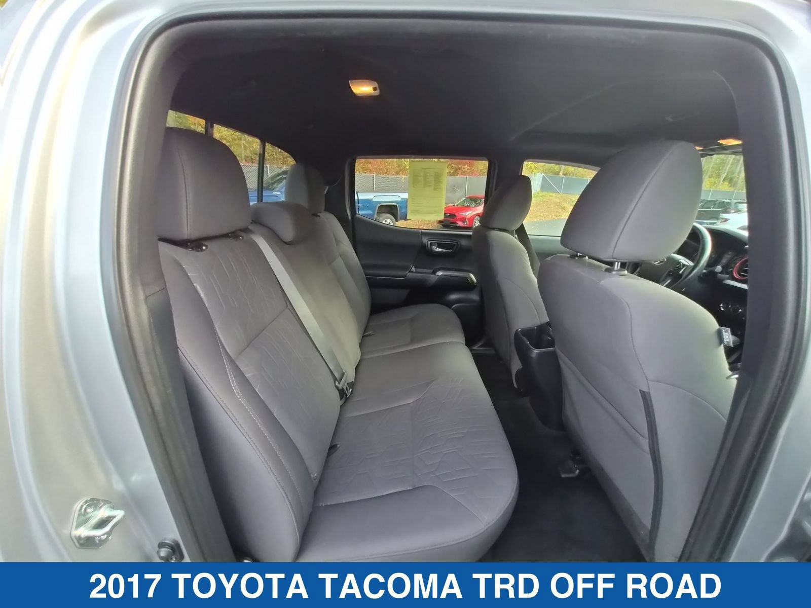Used 2017 Toyota Tacoma TRD Off-Road AWD/4WD image 34