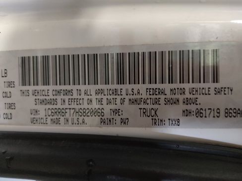 Used 2017 RAM 1500 Tradesman RWD image 33