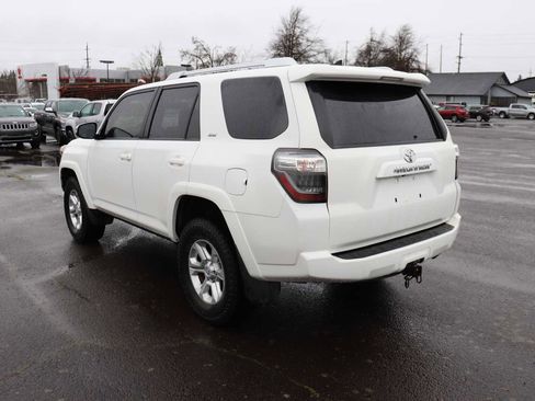 Used 2015 Toyota 4Runner SR5 Premium image 7