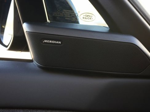 Used 2023 Land Rover Range Rover Sport SE image 27