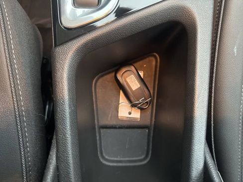 Used 2023 Buick Encore GX Select w/ Safety Package II image 29