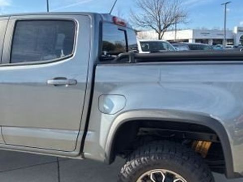 Used 2022 Chevrolet Colorado ZR2 image 9