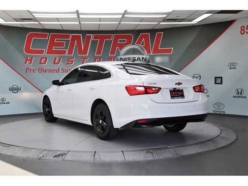 Used 2024 Chevrolet Malibu LS image 4