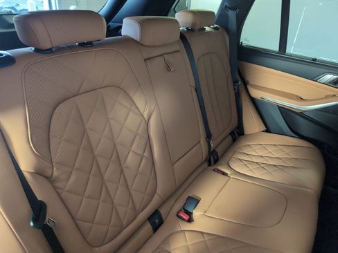 Used 2026 BMW X5 sDrive40i image 30