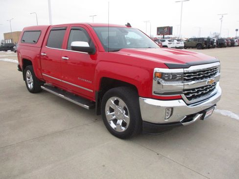 Used 2018 Chevrolet Silverado 1500 LTZ w/ Sport Package image 10