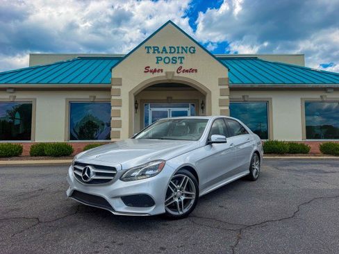 Used 2016 Mercedes-Benz E 350 Sedan image 2