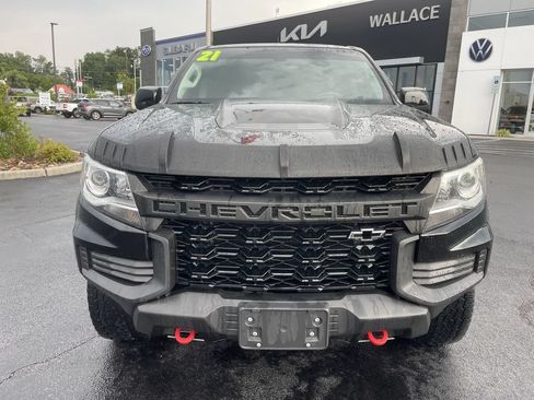 Used 2021 Chevrolet Colorado ZR2 w/ ZR2 Midnight Special Edition AWD/4WD image 2