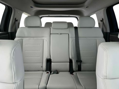 New 2026 Hyundai Santa Fe Limited AWD/4WD image 16