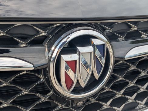 Used 2023 Buick Envision Avenir FWD image 34