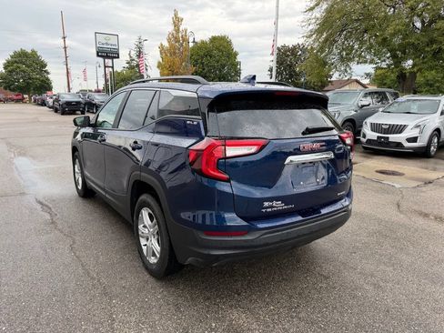 Certified 2022 GMC Terrain SLE w/ Driver Convenience Package AWD/4WD image 7