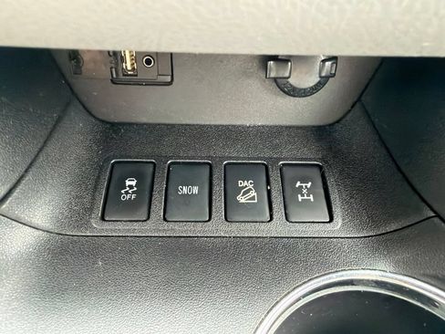 Used 2016 Toyota Highlander Plus AWD/4WD image 21