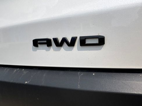 Used 2022 GMC Acadia SLT w/ Elevation Edition AWD/4WD image 5