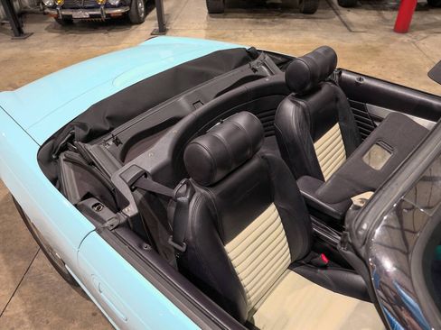 Used 2003 Ford Thunderbird RWD image 18