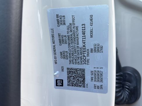 Used 2026 Chevrolet Colorado Trail Boss image 50