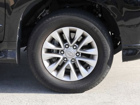 Used 2017 Lexus GX 460 Premium image 11