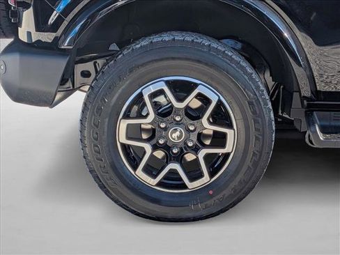 New 2025 Ford Bronco Outer Banks image 10