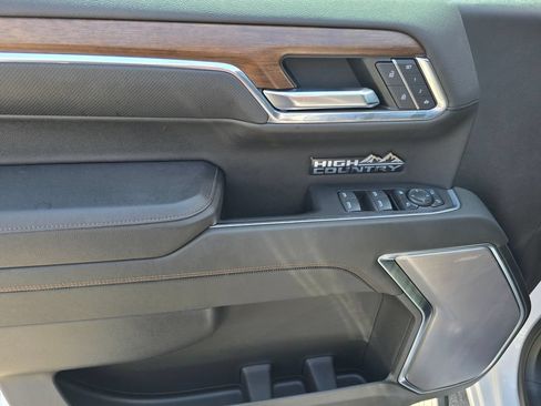 Certified 2023 Chevrolet Silverado 1500 High Country w/ High Country Premium Package AWD/4WD image 10