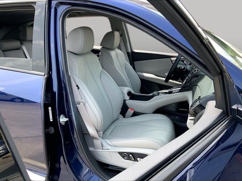 Used 2024 Acura RDX SH-AWD w/ Technology Package image 9