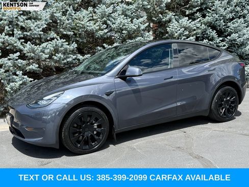 Used 2023 Tesla Model Y Long Range AWD/4WD image 1