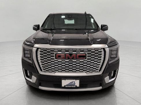 Used 2021 GMC Yukon Denali w/ Denali Ultimate Package AWD/4WD image 13