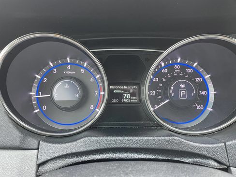 Used 2012 Hyundai Sonata GLS image 16