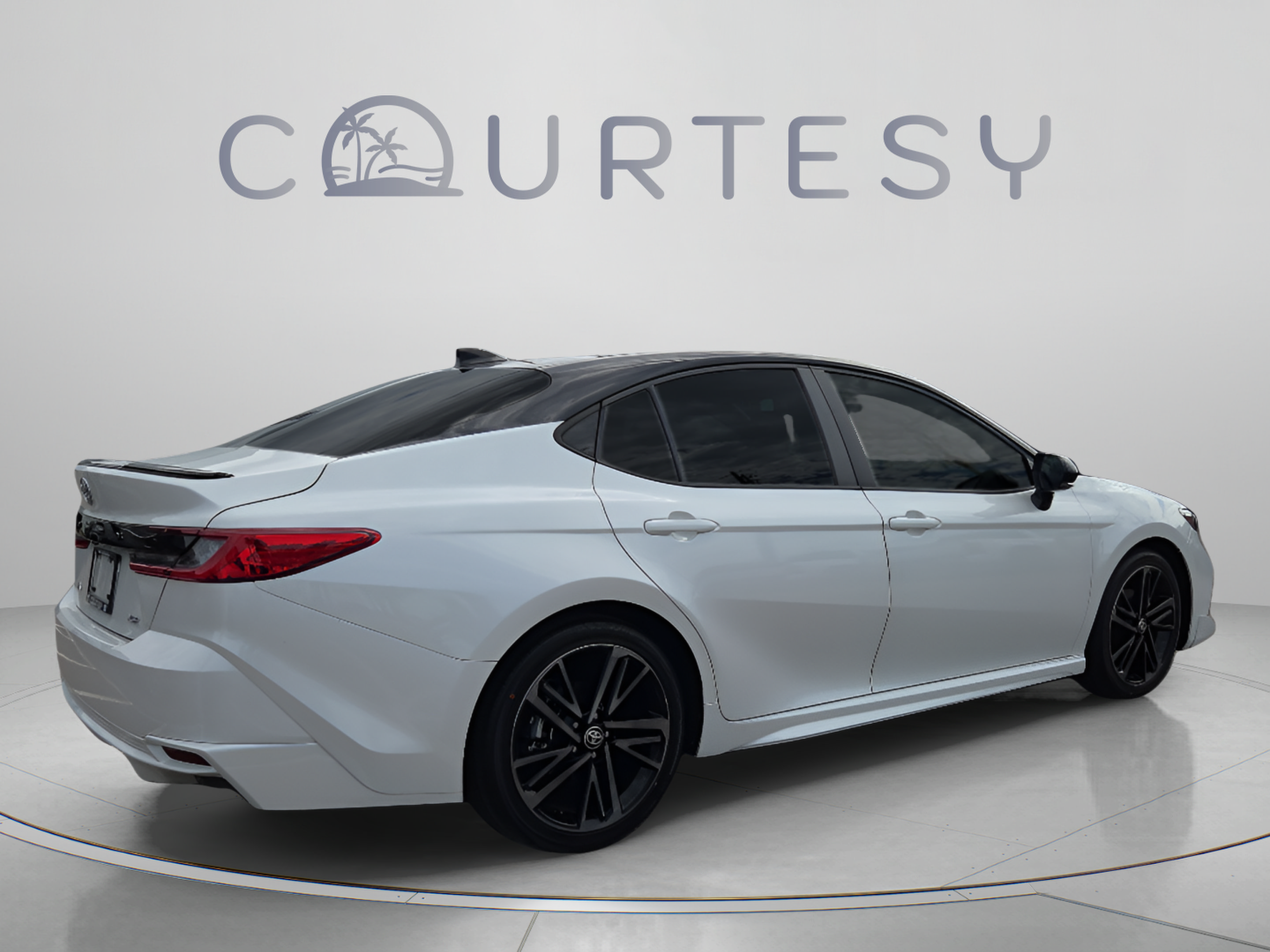 Certified 2025 Toyota Camry XSE FWD image 5