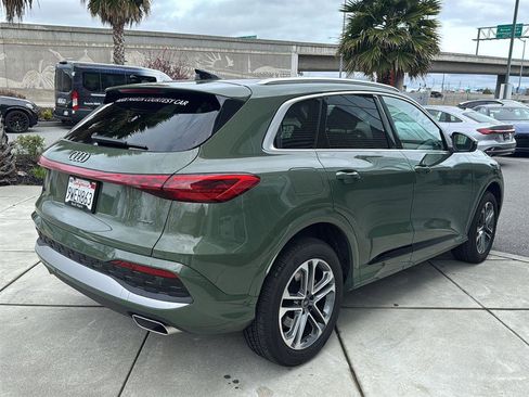 Used 2025 Audi Q5 Premium Plus w/ Premium Plus image 6