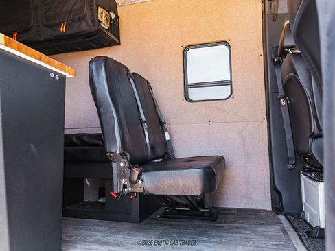 Used 2019 Mercedes-Benz Sprinter 4x4 170 image 38