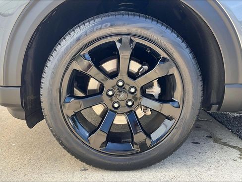Used 2023 Ford Explorer ST-Line AWD/4WD image 11