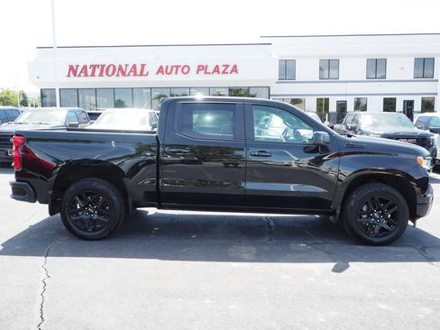Used 2024 Chevrolet Silverado 1500 RST w/ Z71 Off-Road Package AWD/4WD image 4