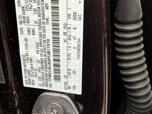 Used 2023 Ford Escape Platinum image 26