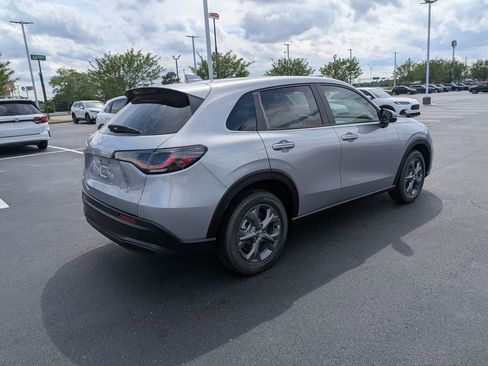 New 2026 Honda HR-V LX image 3