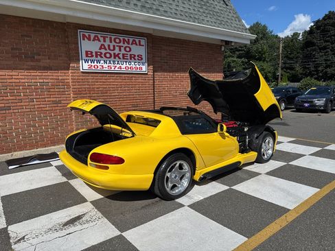 Used 1995 Dodge Viper RT/10 RWD image 32